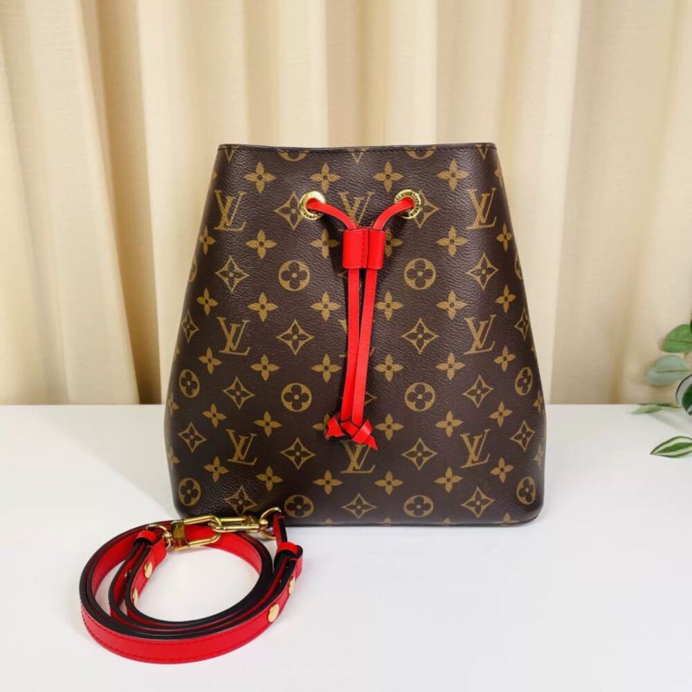 Louis Vuitton Women Pre-Loved Bag Very Good Condition